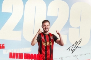 官方:伯恩茅斯与28岁边锋大卫-布鲁克斯续约到2029年